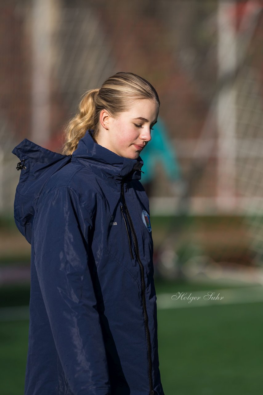 Bild 92 - wBJ VfL Pinneberg2 - Eimsbuttler TV 3 : Ergebnis: 5:0